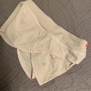 Lululemon Speed Shorts Size 4